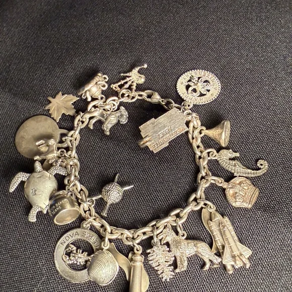 VTG Charm Bracelet Sterling 925 With 21 Charms 70 G Silver Animals Travel